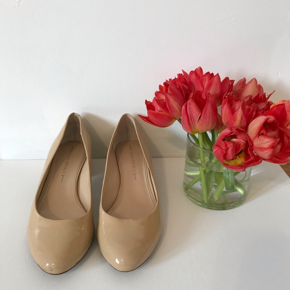 Banana Republic Nude Heels